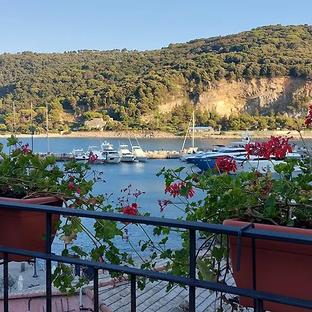 Torre A Mare Гостевой дом 4*